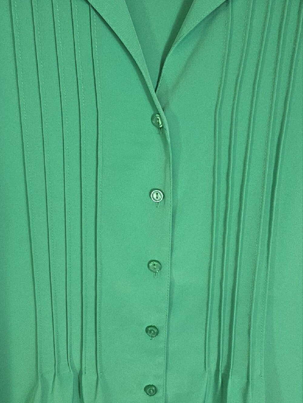 Essentials Green Button-Front Blouse - Picture 3 of 9